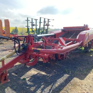 Grimme GT170 Windrower