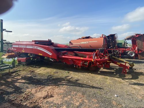 Grimme GT170 Windrower 10