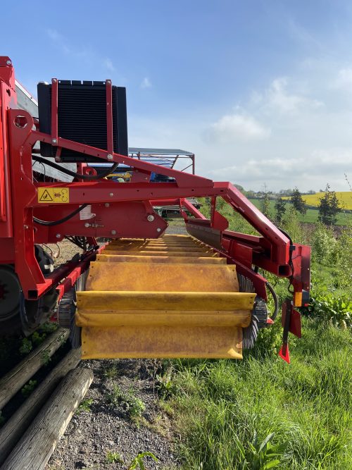Grimme GT170 Windrower 11