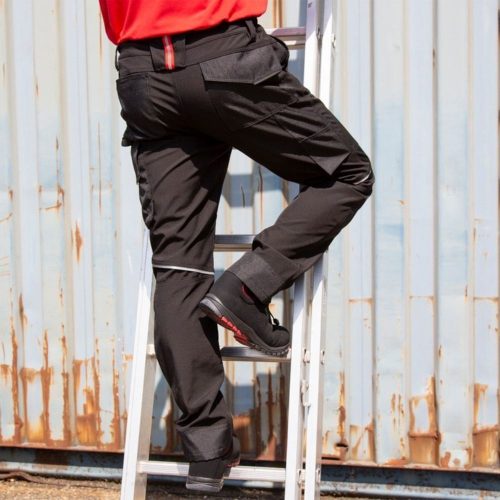 Slim Trouser