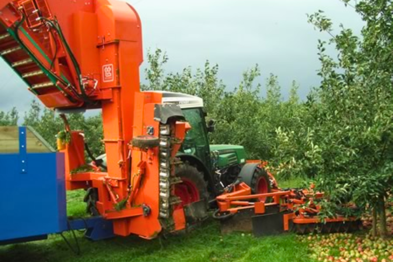 Tuthill Mk 2 Centipede Harvester