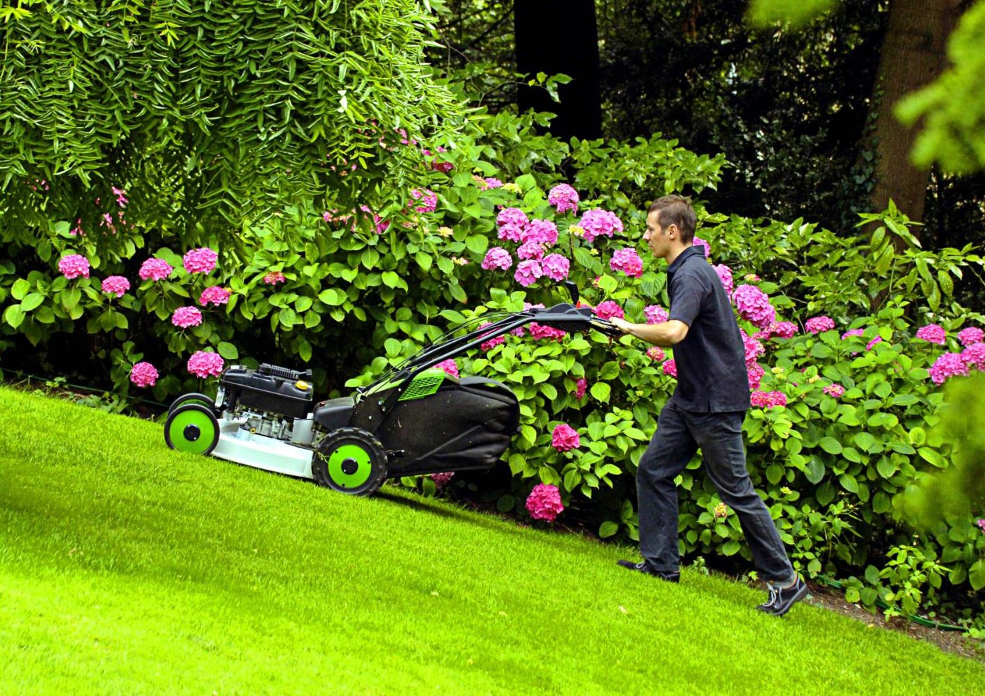 Etesia Mowers Uk