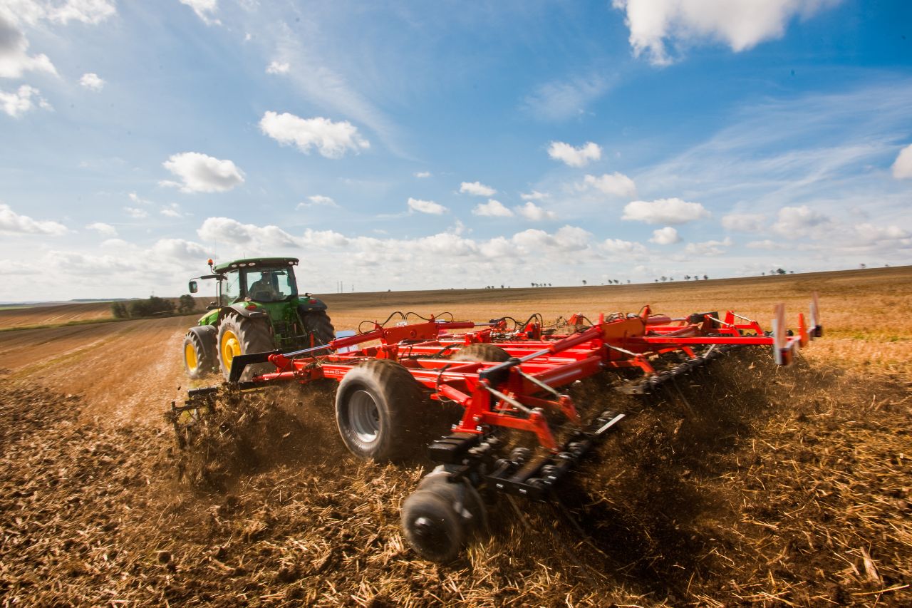 Gregoire Besson Deep Stubble Cultivators